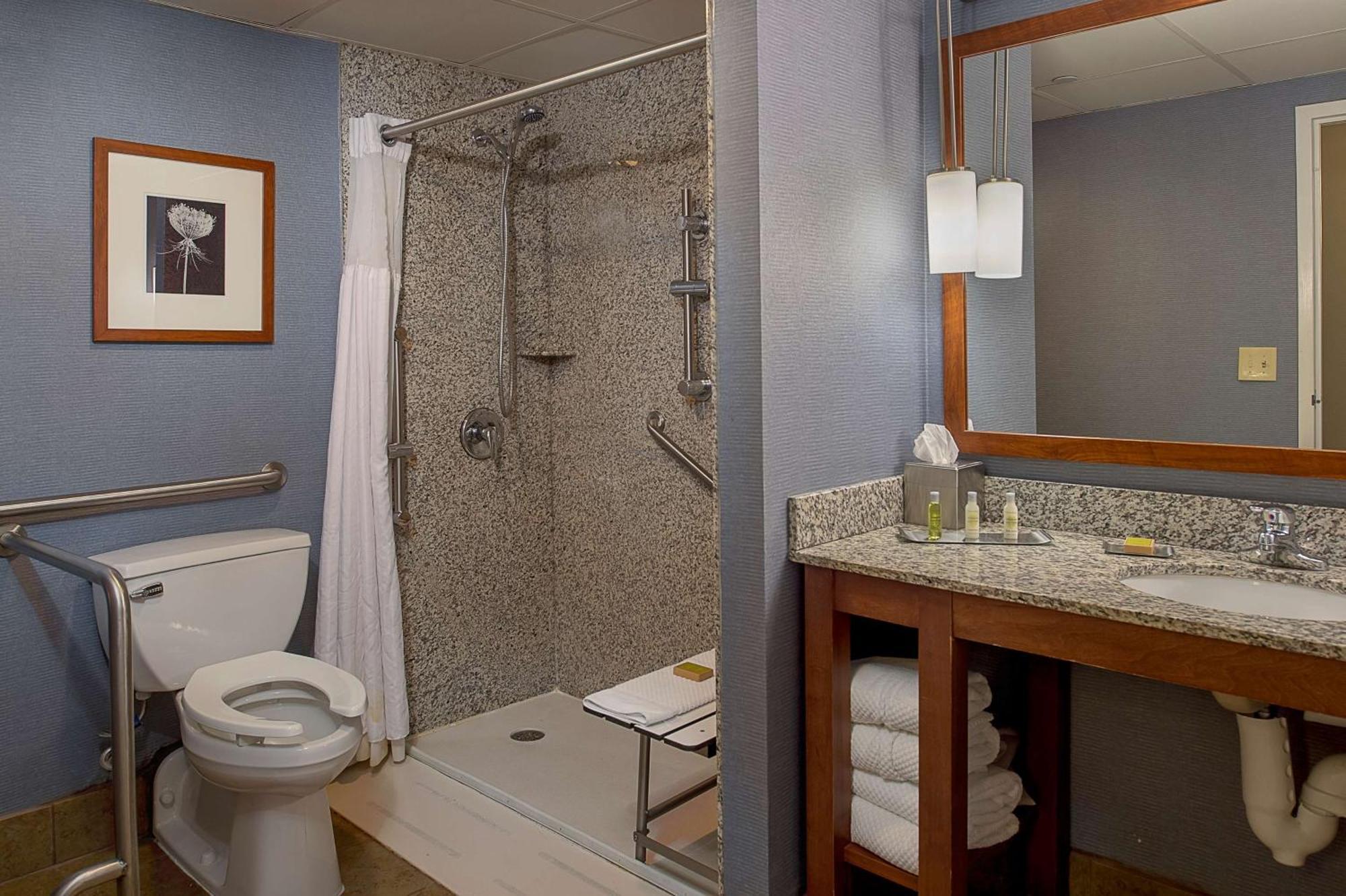Doubletree By Hilton St. Louis At Westport