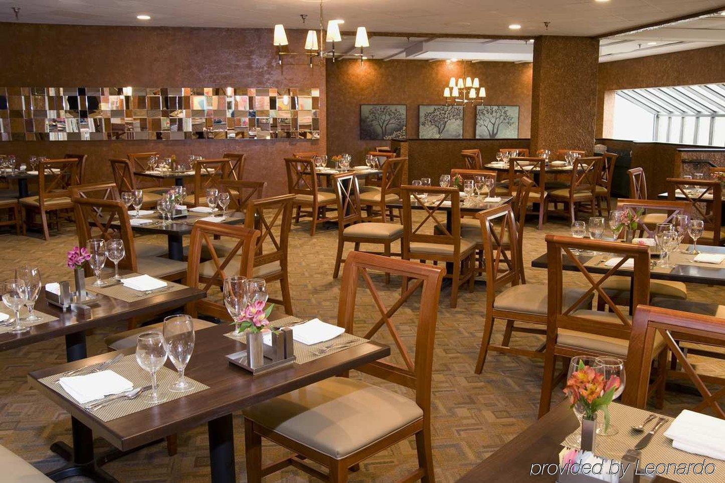 Doubletree By Hilton St. Louis At Westport Hotel Maryland Heights
